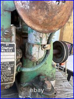 Vintage Lauson 2 HP Gas Engine Model LHC 174 Moves Free And Complete