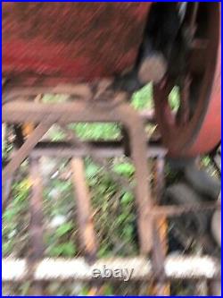 Vintage Old 10 Ihc Feed Grinder On Steel Cart Gas Engine Show Tractor Machine