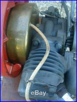Vintage Rare Utilimotor Engine Johnson Motor Company Waukegan, Illinois Hit Miss