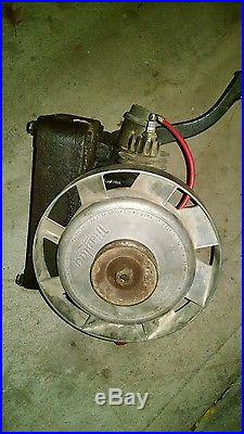 Vintage antique Maytag hit n miss 72 D gas 2 cycle washer motor engine