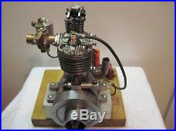 Wall Type Single Cylinder Engine Hit- Miss Model