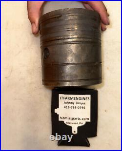 Waterloo Contract 2-1/2hp Piston Hit Miss Stationary Engine